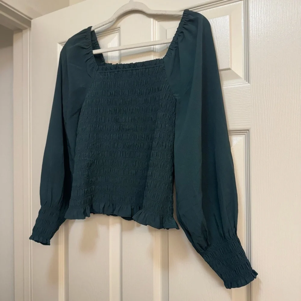 Madewell Lucie Bubble Sleeve Smocked Top in Dark Green